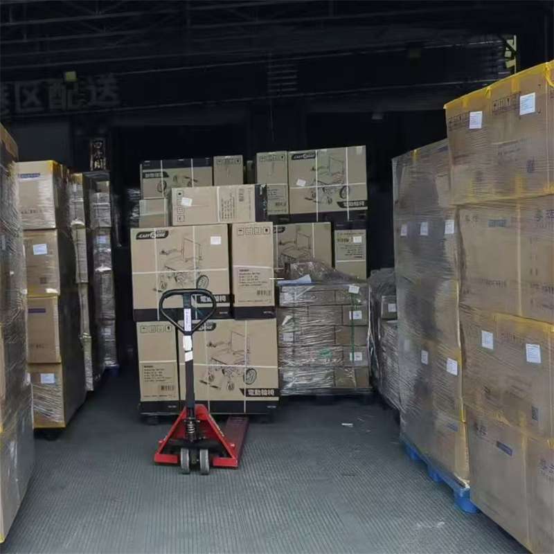 安龙县揭秘多样化物流服务：从普货到冷链的运输之旅