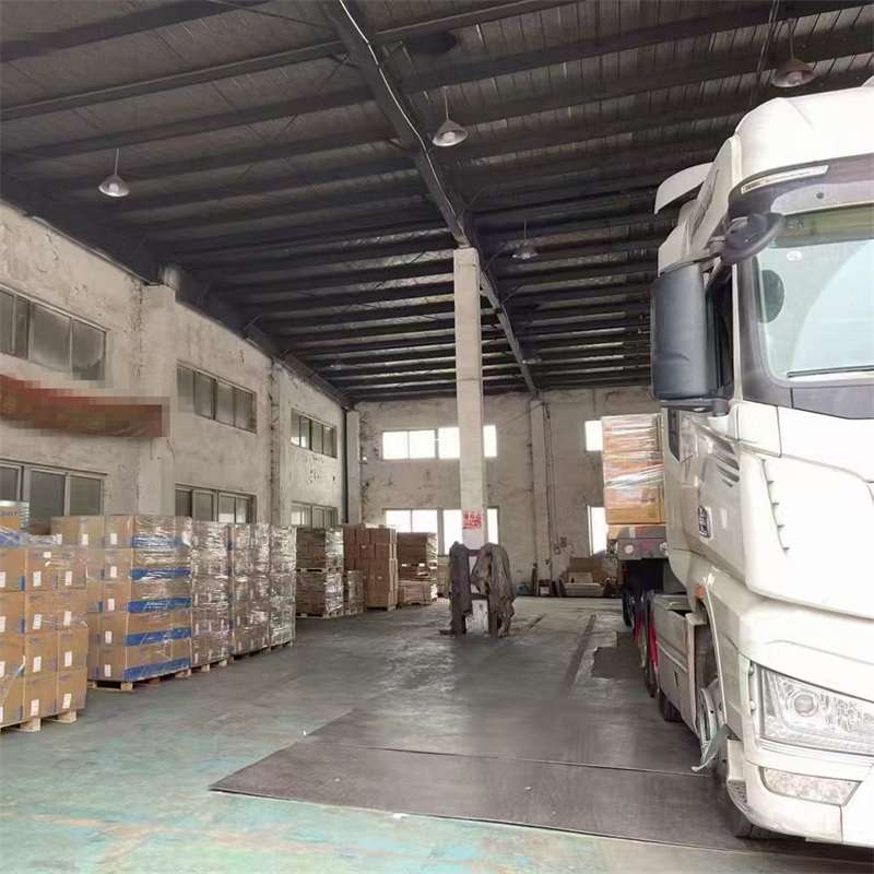 安龙县和田市：物流专线开启货运新征程