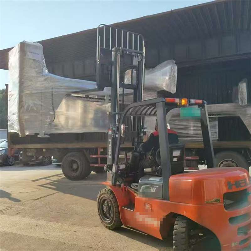 安龙县红旗区物流：多元运输服务的探索之路