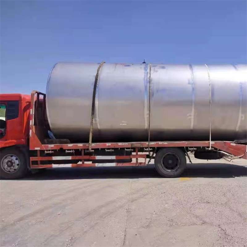 安龙县新疆物流专线：打通进仓出口运输的快捷通道